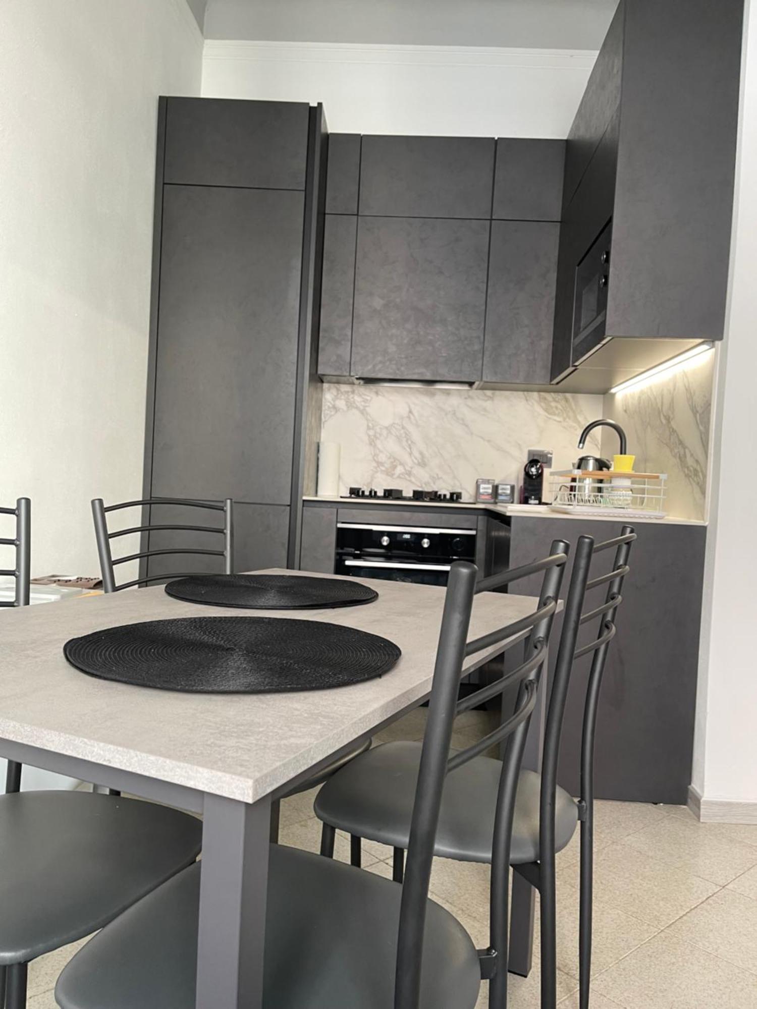 밀라노 Bilocale Zona Navigli 아파트 외부 사진